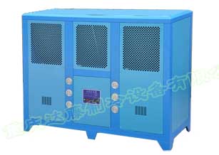 1-1水冷箱式冷水机副本.jpg